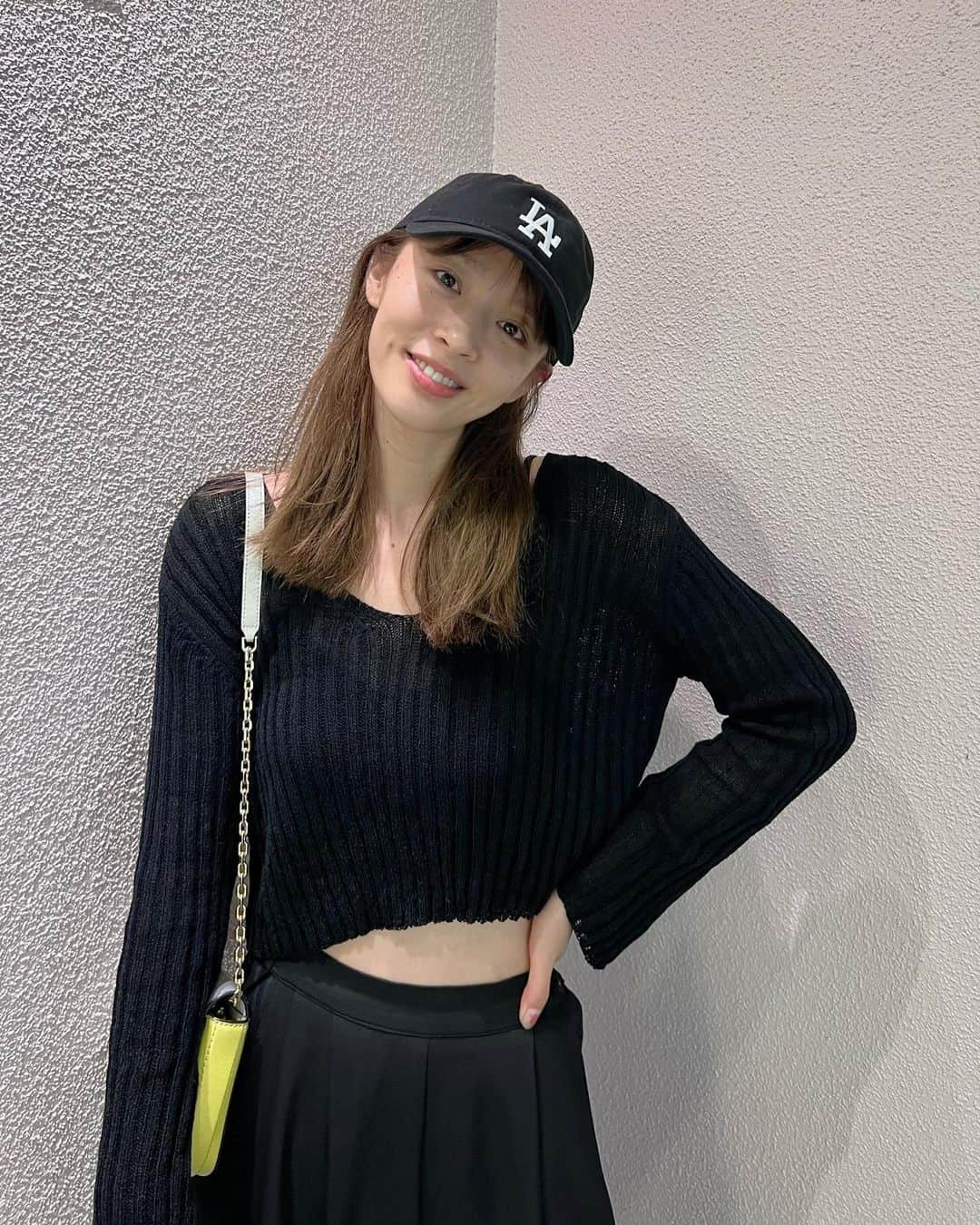 神部美咲のインスタグラム：「みなさん今週もおつかれさまでした☺︎  良い週末を😘」
