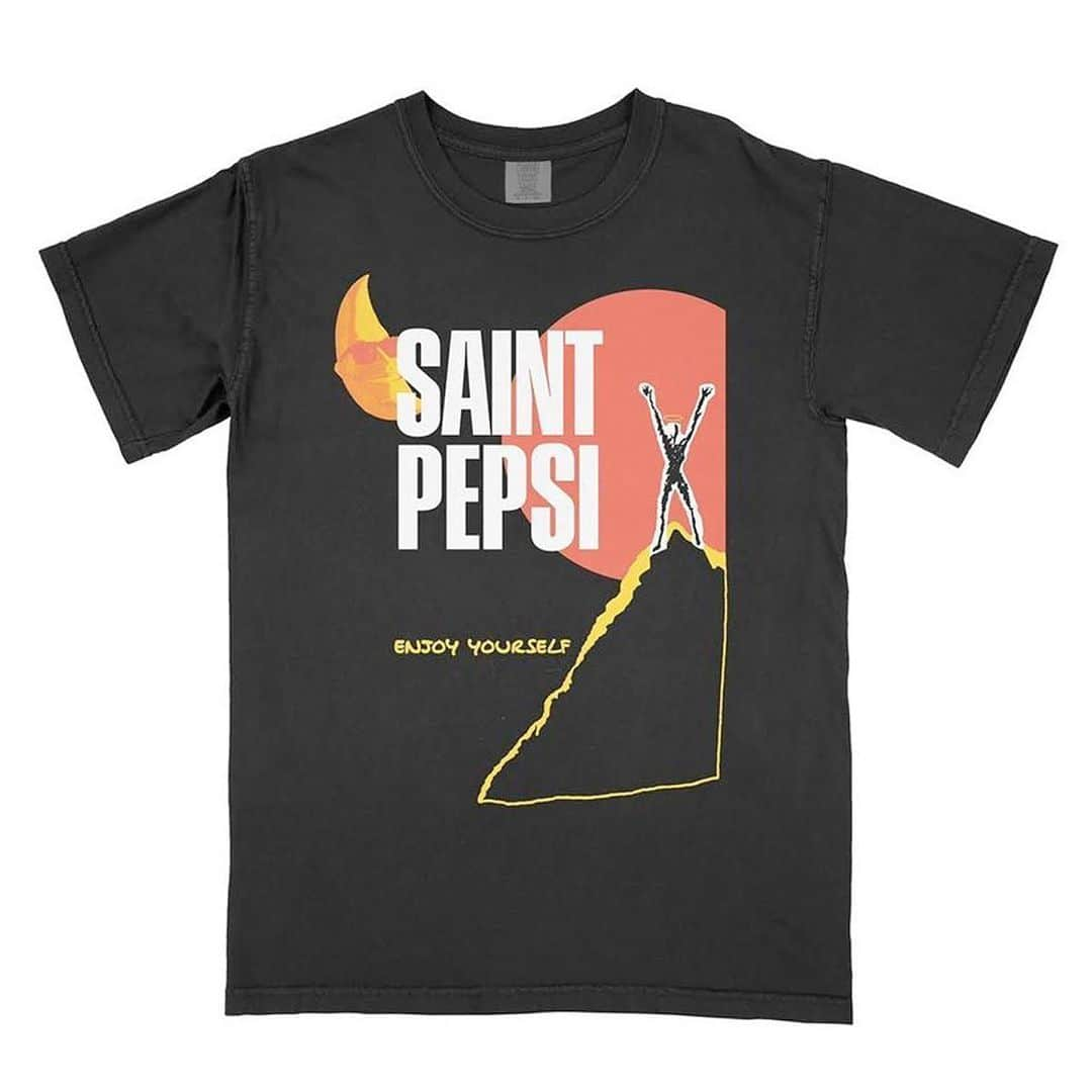 Skylar Spenceさんのインスタグラム写真 - (Skylar SpenceInstagram)「SURPRISE 10TH ANNIVERSARY ‘WORLD TOUR’ PRESSING AND T-SHIRT PRE-ORDER AVAILABLE NOW! VIVA SAINT PEPSI. VERY LIMITED TIME  Adding link in bio right now!!!」9月2日 23時03分 - skylarspencemusic