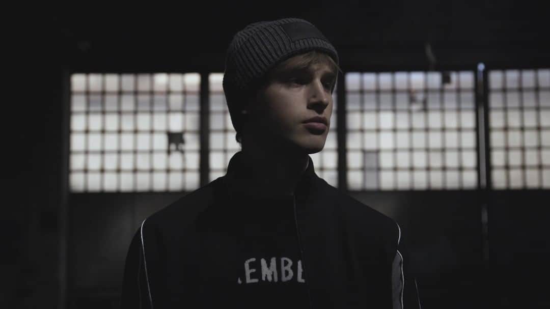 ダーク ビッケンバーグのインスタグラム：「Bikkembergs’ visual journey for the FW22 adv campaign is a celebration of individual personalities shot by @alexandrejoux #DirkBikkembergs #Bikkembergs #FW22」
