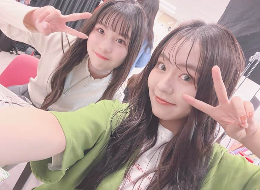 中田華月のインスタグラム：「Popteenのオフショʕ·͡·ʔฅ’’  @mahiru_kouno  @kyasmil_  @__m.u2525  @ioio_22222   お写真撮ってくださってありがとうございました🥹💘  @popteen_official   アンケート投票も宜しくお願いしますっ╰(*´︶`*)╯♡」