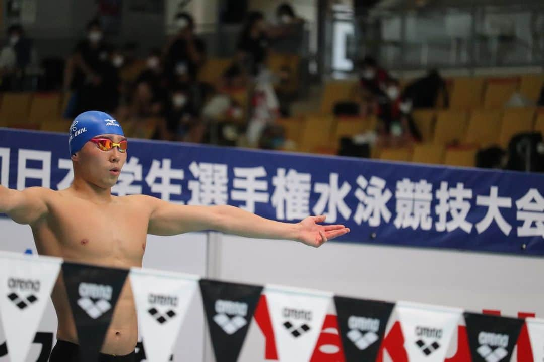 井狩裕貴さんのインスタグラム写真 - (井狩裕貴Instagram)「インカレ2022🏊‍♂️ 3日間で10レース。ベストは1つ。 個人としては課題の残る大会となりましたが、リレー3つで決勝に残り、8継では4年連続のメダルを取れたのは良かったです。  いいことばかりではなかったけど、近大に来て本当に良かったなって思います。  今後は、引退した同期達の想いを胸に、水泳に取り組んでいきたいと思います。 続けるみんなはこれからもよろしくね〜  〜写真提供〜  @athletetrainer_ryoma   #インカレ2022 #近畿大学 #勝たなおもろない #頂戦×挑戦 #史上最強 #近大革命 #大変革 #黄金世代 #同期 #引退 #とても寂しい #ありがとう #ROADTO #FUKUOKA2023 #PARIS2024 #LOSANGELES2028」9月3日 14時52分 - yuki_ikari