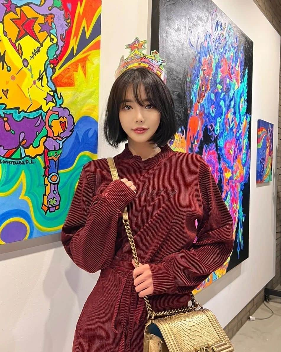 Han Ga Eunのインスタグラム：「전시 나들이 🎨 초대고마워요」