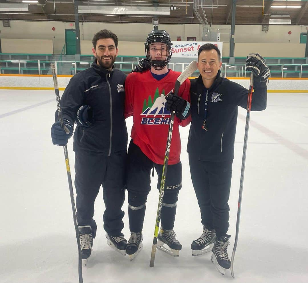 パトリック・チャンさんのインスタグラム写真 - (パトリック・チャンInstagram)「Same rink, different game 🏒」9月4日 13時00分 - pchan31