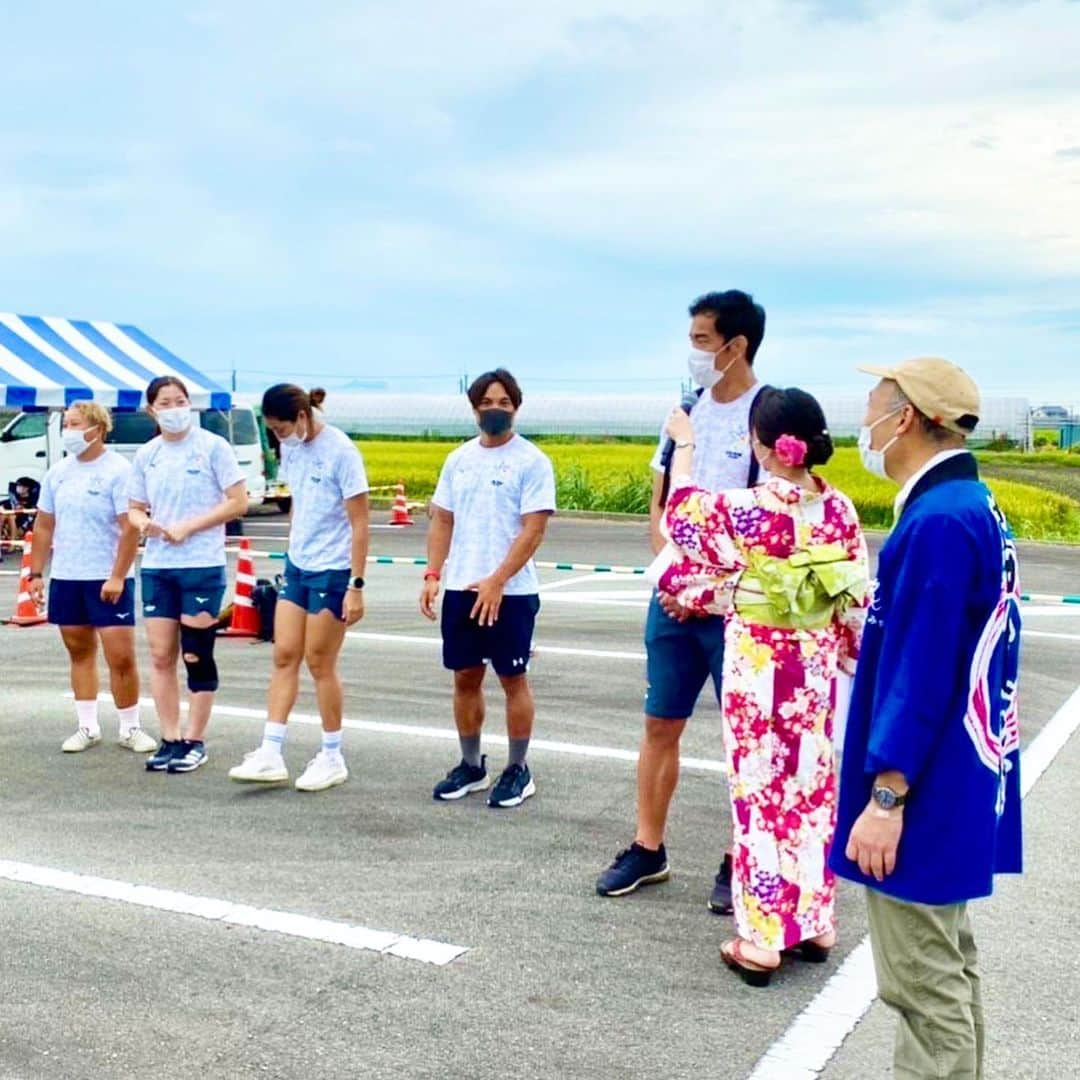 桑水流 裕策さんのインスタグラム写真 - (桑水流 裕策Instagram)「昨日はナナイロプリズムのメンバーとイベントに参加してきました🏉 #福岡県みやま市 #ナナイロプリズム福岡 #女子ラグビー #rugby #おもちゃ花火フェスタ #みやまおもちゃ花火フェスタ  #ヨコクラ病院」9月4日 13時19分 - y_kuwazuru