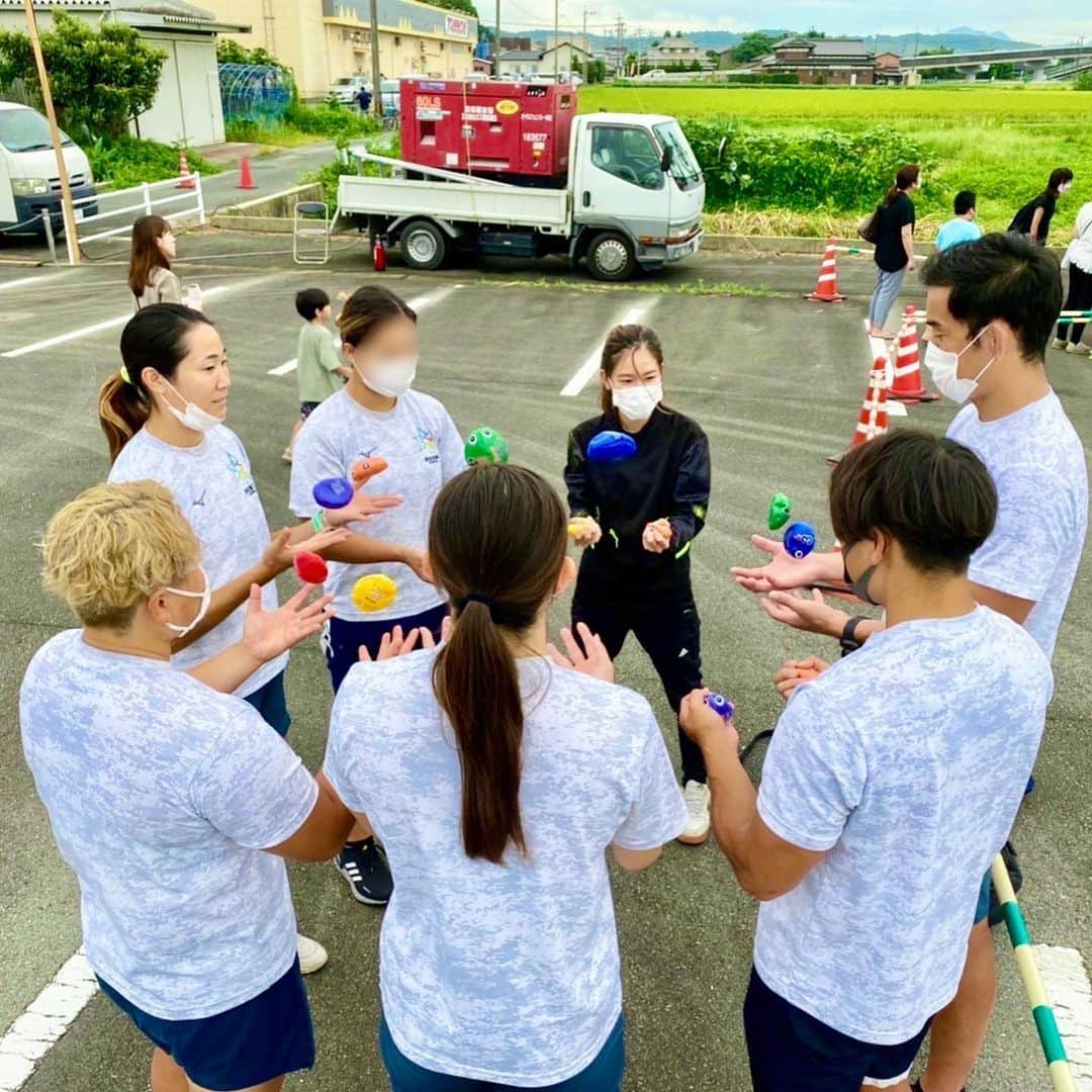 桑水流 裕策さんのインスタグラム写真 - (桑水流 裕策Instagram)「昨日はナナイロプリズムのメンバーとイベントに参加してきました🏉 #福岡県みやま市 #ナナイロプリズム福岡 #女子ラグビー #rugby #おもちゃ花火フェスタ #みやまおもちゃ花火フェスタ  #ヨコクラ病院」9月4日 13時19分 - y_kuwazuru