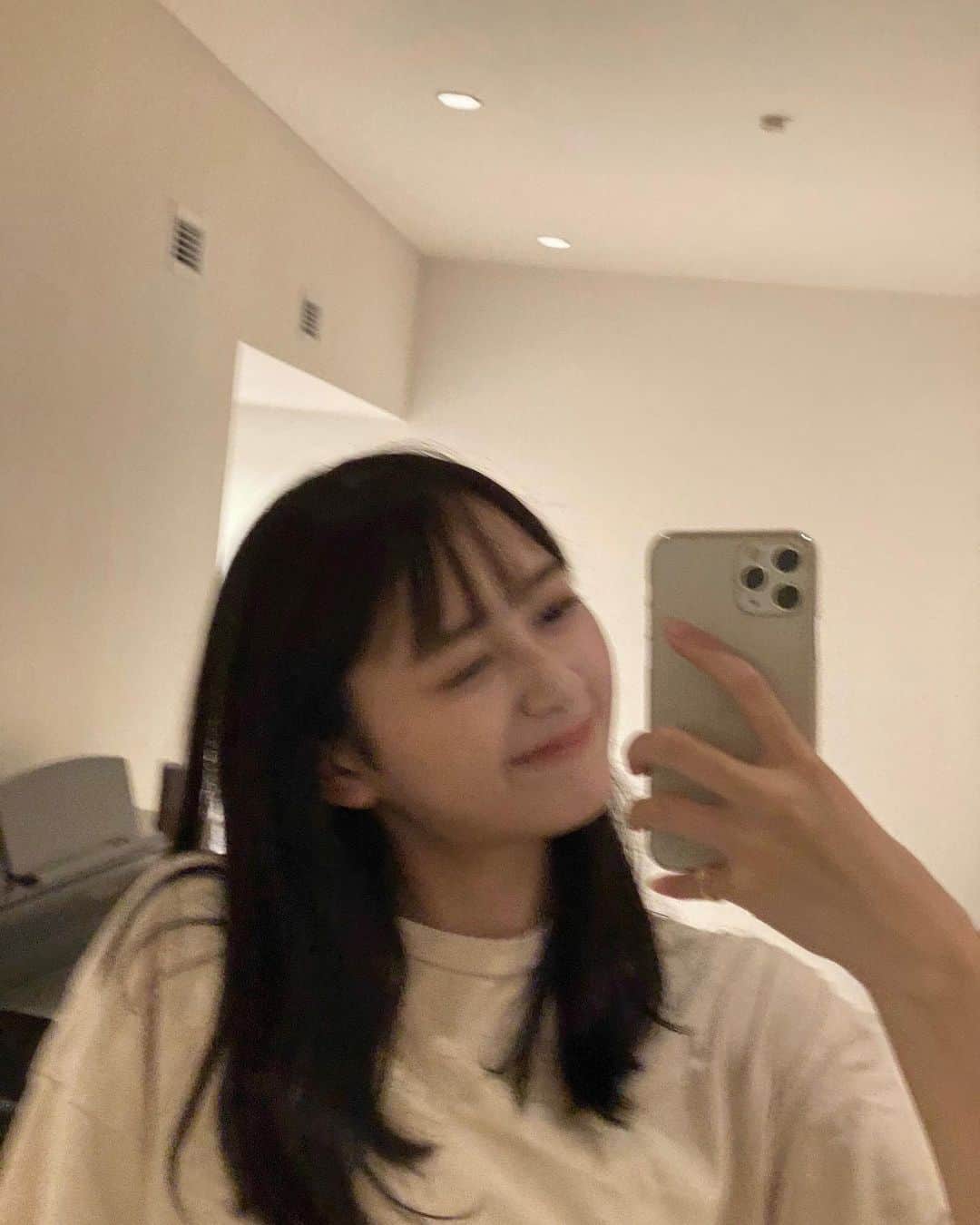 加藤栞のインスタグラム：「love and peace 今夜4話です〜！ @ookami_official」