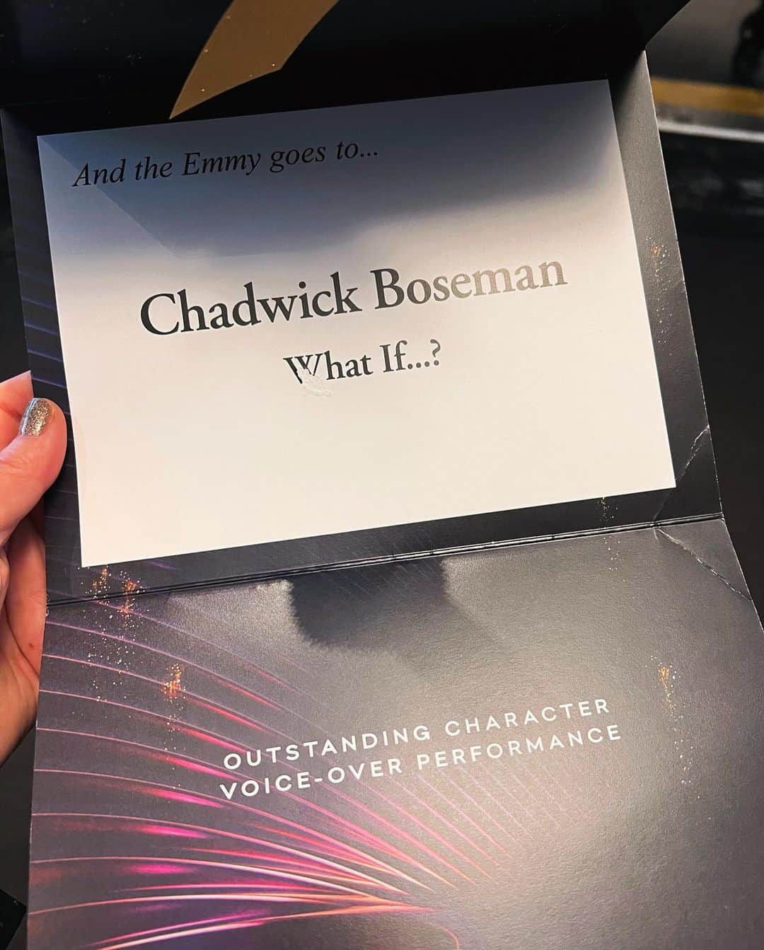 チャドウィック・ボーズマンさんのインスタグラム写真 - (チャドウィック・ボーズマンInstagram)「He put every part of himself into every role he ever took on. It was a true honor for Chad to receive a posthumous Creative Arts #Emmys Award for his voice work in @marvelstudios’ @whatif. 🙏🏾 #BlackPanther」9月5日 3時18分 - chadwickboseman