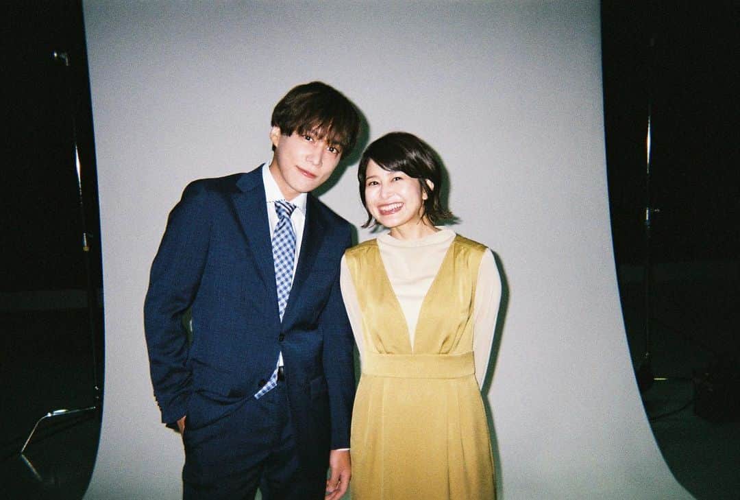 夫婦円満レシピ〜交換しない？一晩だけ〜のインスタグラム：「10月クール ドラマParavi情報解禁💝  ❤️🤍#夫婦円満レシピ 🤍❤️  〜交換しない？一晩だけ〜  主演 #佐津川愛美 さん 共演 #千賀健永 さん 夫婦役で初共演💍✨✨  セックスレスに悩む主婦たちが 愛する人のためにタブーに挑む... 刺激的でスキャンダラスな物語💥  コメントは、 番組ホームページからご覧ください✍️💭  原作は「めちゃコミック×fufu」連載中 『夫婦円満レシピ 　〜それでも夫を愛している〜』 漫画：越川珠江・原作：アオイセイ  #テレビ東京 系にて 10/5(水)深夜1時から放送💫  #Paravi では 9/28(水)夜9時から独占先行配信💫  #KisMyFt2」