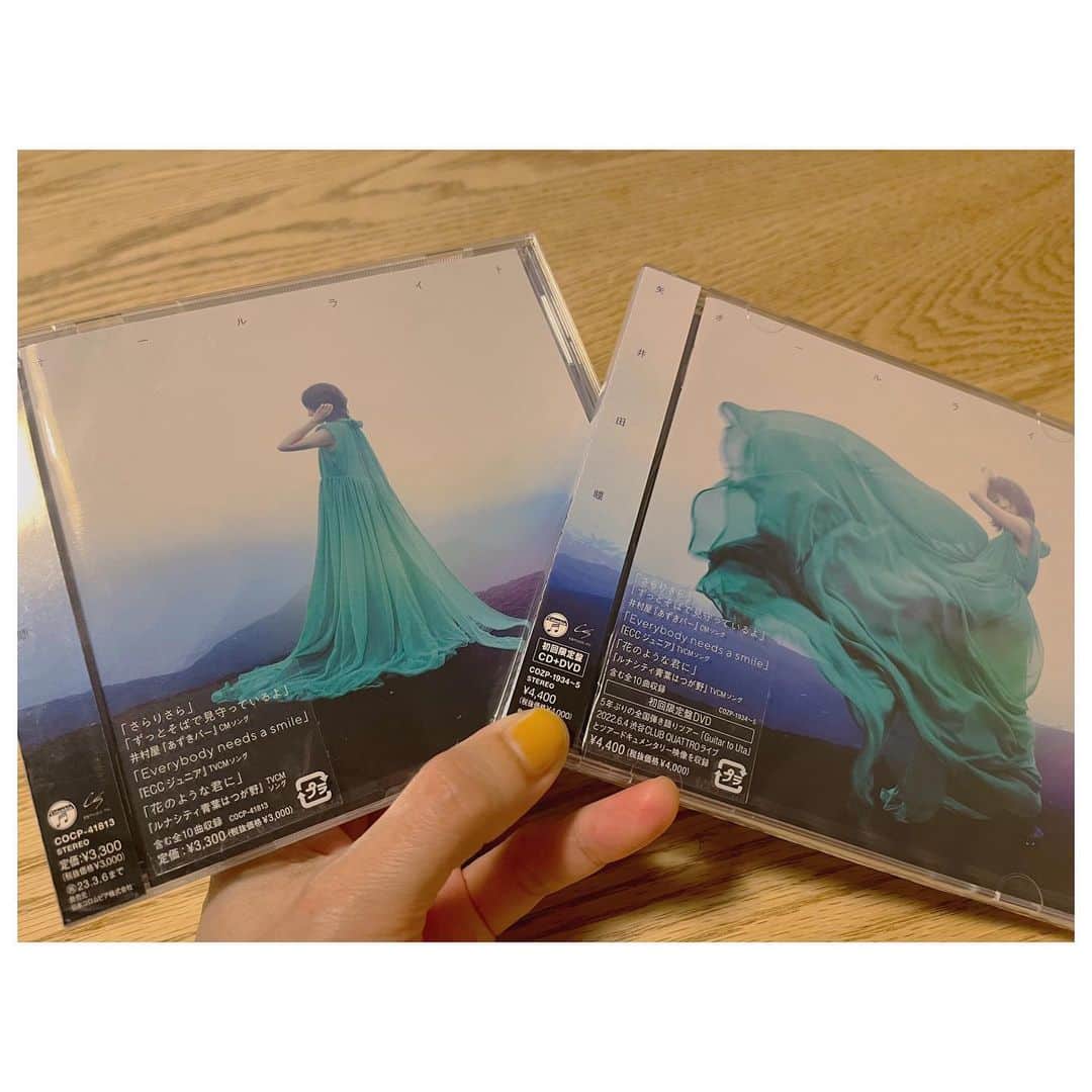 矢井田瞳さんのインスタグラム写真 - (矢井田瞳Instagram)「いよいよ9月7日！！ New Album「オールライト」がリリースされます🥺✨  この2年間に感じた、  嬉しいことも悲しいことも悔しいことも 愛しいことも願っていることも ぜーんぶ音楽にしました。  あなたの心へ届きますように。」9月5日 19時10分 - hitomi_yaida