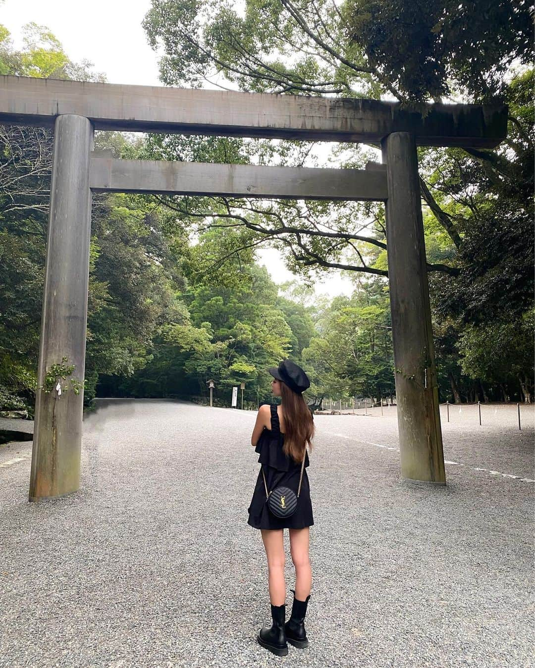 望月みらいのインスタグラム：「🌳🫶🏻」