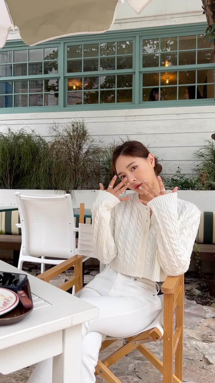 キム・ボラムのインスタグラム：「네일 자랑질 ㅎㅎ」