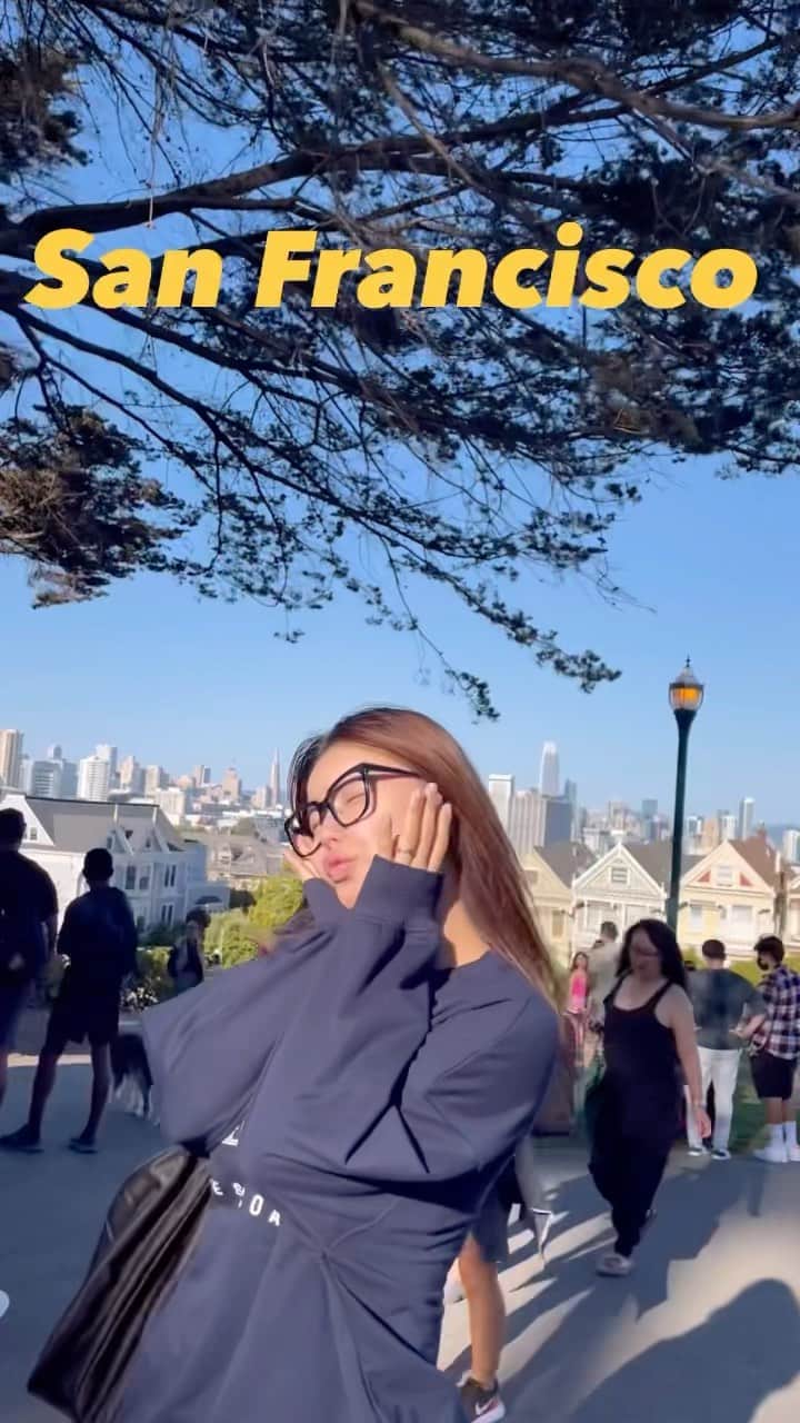 リュ・ジヘのインスタグラム：「#🇺🇸#샌프란시스코#미국여행#미국일상#산호세라이프  너에게 묻는다 연탄재 함부로 바로 차지 마라 너는 누구에게 한번이라도 뜨거운 사람이었느냐  제가 좋아하는 구절입니당..🌝 너에게 묻는다 - 안도현」