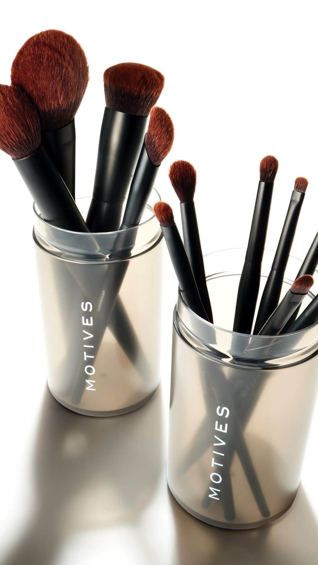 Motives Cosmeticsのインスタグラム