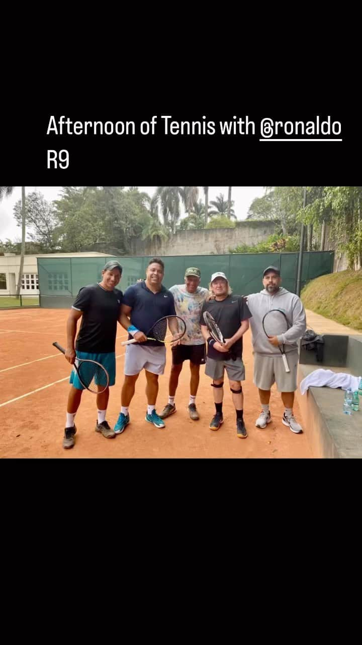 エイドリアン・スミスのインスタグラム：「Great times with the original  @ronaldo and @givaldobarbosatennis  #Brazil」