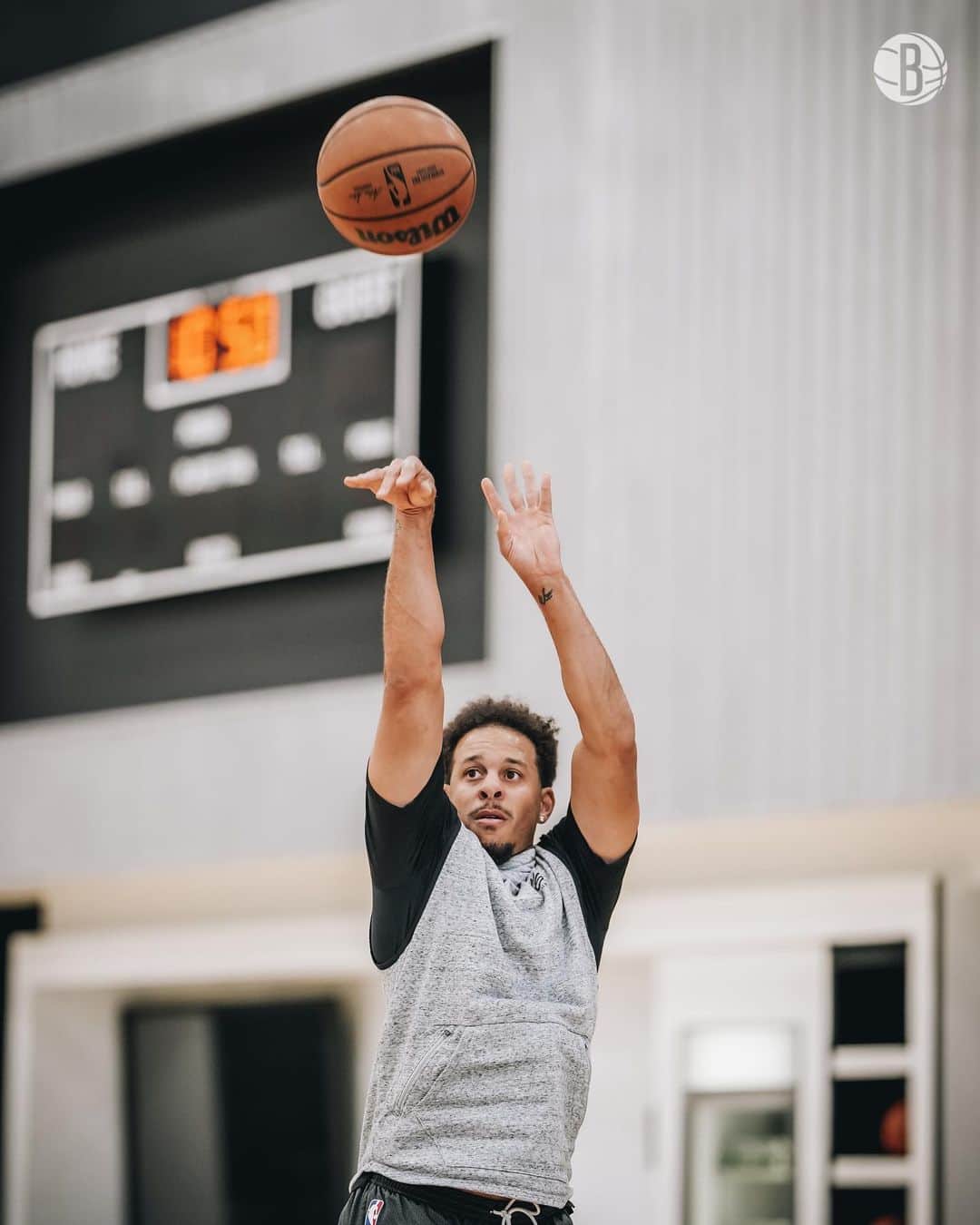 セス・カリーさんのインスタグラム写真 - (セス・カリーInstagram)「Back in the lab 👀」9月7日 6時24分 - sdotcurry