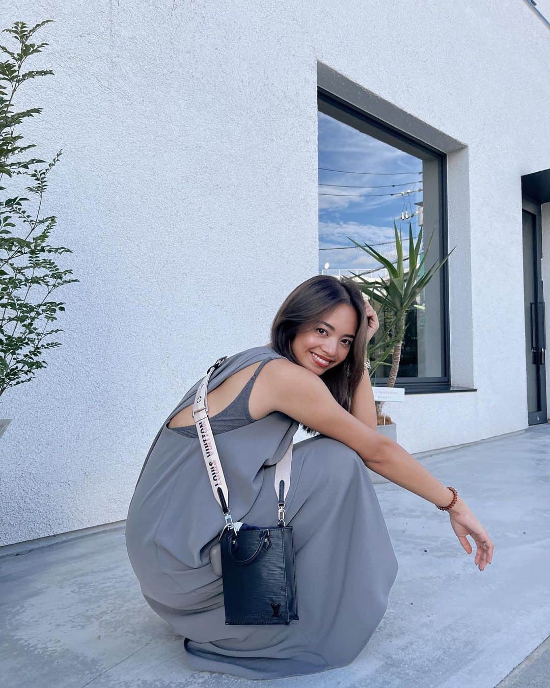 太田モニカのインスタグラム：「1100枚目投稿❣️ 9月突入して秋服たのしもーっと♡ . .  @mariemiller.official  インナーにブラパットか埋め込んでて ８月大活躍のワンピースでした👗 . . にさしてもワンピース好きやな私☺︎ . . みなさん素敵な一日を😘💋 . . #monika #monikalifestyle  #love #happy #instagood  #fashion #japinha #onepiece  #mariemiller」