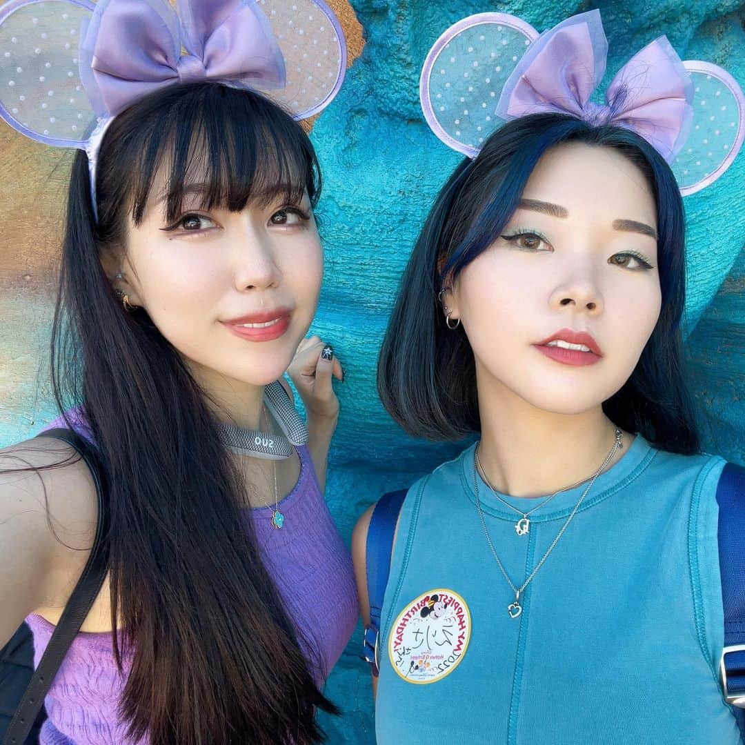 Erisa Seoさんのインスタグラム写真 - (Erisa SeoInstagram)「Reunited after a hot minute & talked so much we ended up riding only three rides 😂」9月7日 8時36分 - eriberisweet