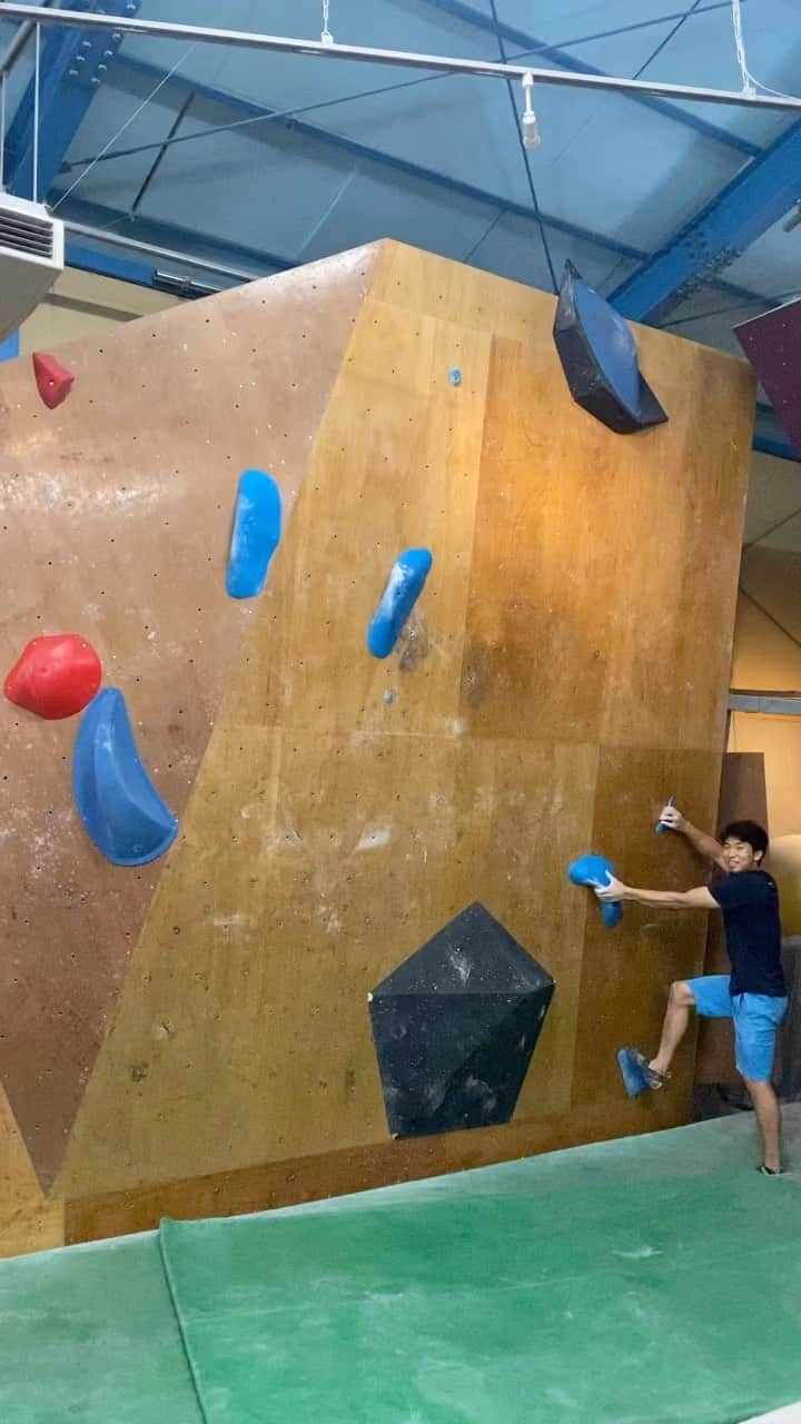 杉本怜のインスタグラム：「たまにはセットの投稿でも！ 先日は @bouldering_space_h さんにて！ コーディネーション系を作るのは結構苦手ですが、コンペ練習になる課題をというオーダーもあったので頑張って作りました。 その他にもたくさん課題を作ったので皆さんトライしに行ってみてくださいな！」