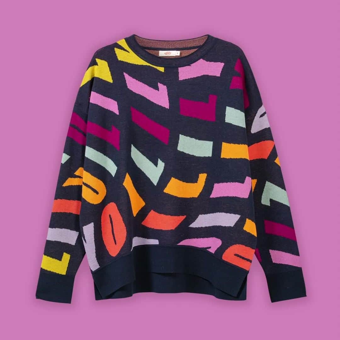 のインスタグラム：「Fabulous knitting techniques are becoming more rare. In this pullover we celebrate the lusciousness that is a beautiful jacquard knit with all the colours it brings ✨  #oilily #oililyworld #FW22⁠ #fall #winter #womenswear #kidswear #printonprint #oililyandme」