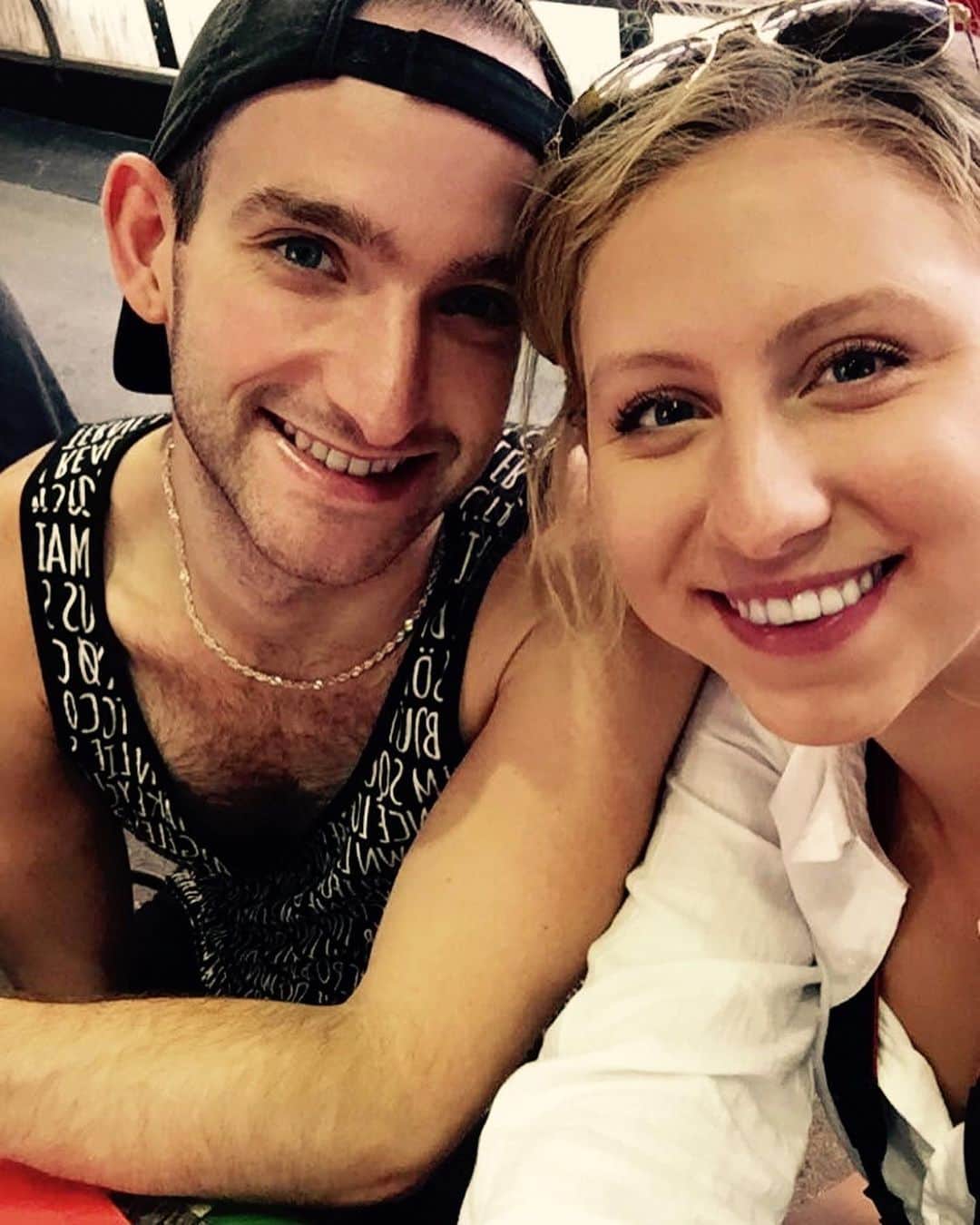 アグネス・ザワツキーのインスタグラム：「To my lover and best friend, happy birthday 🎂 you’re a special soul and I’m beyond blessed to experience the world with you by my side ✨ here’s to another year around the sun 🥂」