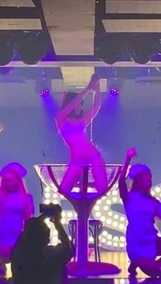 えれなのインスタグラム：「2022.9/7 ナース💉ありがとうございました💓  夏の思い出の写真も イベントの動画もどんどん溜まっていってるから ちょっとずつ更新していきます😌🌟  #バーレスク大阪#バーレスク大阪えれな  #バーレスク#バーレスク東京 #ポールダンス#ショークラブ #インスタ映え #北新地#大阪観光  #歌#エンターテイメント #アイドル#ショータイム #グラビア撮影 #ダンス #大阪#梅田#ショートヘアー  #インスタ映えスポット  #エンタメ活動を止めない  #nightpool  #burlesque#burlesqueosaka #burlesquetokyo#gravureidol  #gravure#japanesegirl」