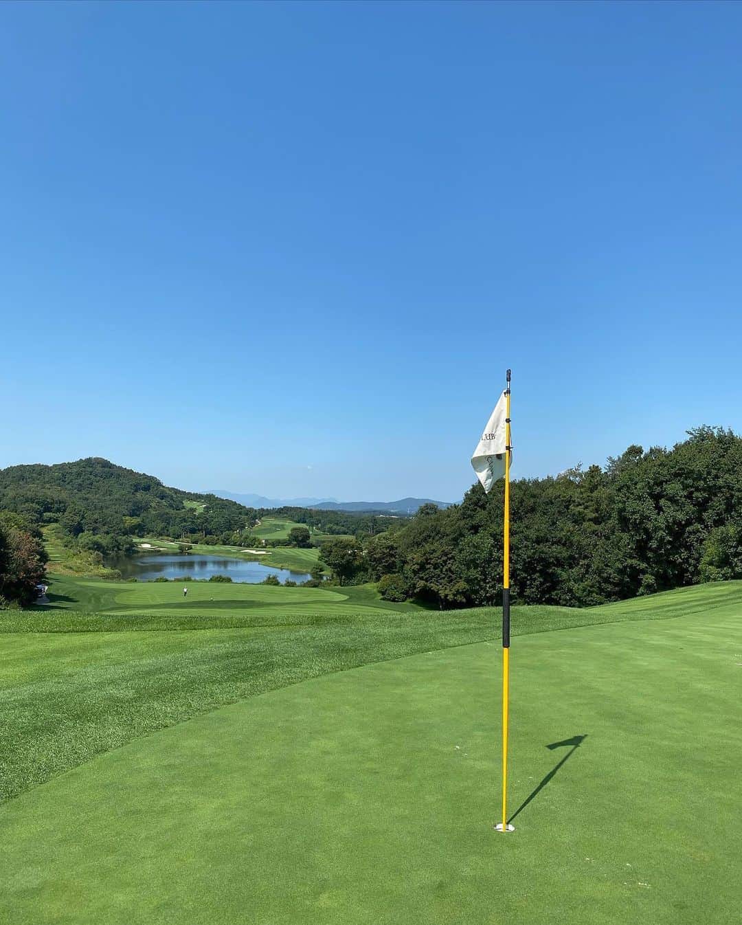 ク・チヨンさんのインスタグラム写真 - (ク・チヨンInstagram)「🏌️‍♀️🤍 #golf #골프」9月8日 15時18分 - jiyeoncook