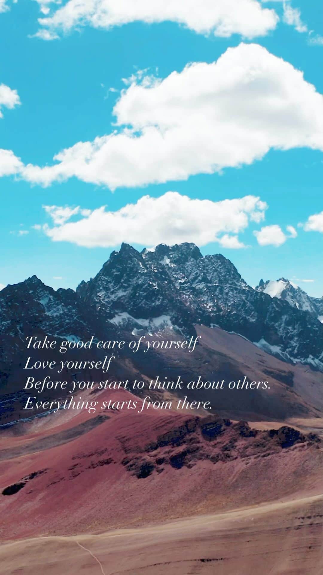 Ryoyaのインスタグラム：「Take good care of yourself. Love yourself. Before you start to think about others. Everything starts from there.  まずは自分自身を大切にしよう。 他人のことなど考える前に。 話はそれからだ。😂笑  #quotes #belief #selfconfidence #selflove」