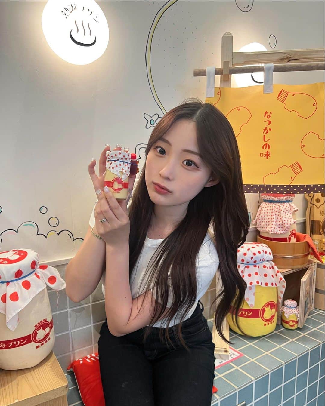 ゆうなのインスタグラム：「プリン美味しかった！ 眠すぎるからもう寝るよ、、、」