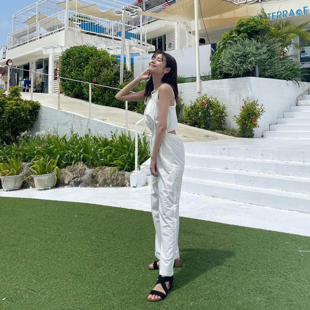 杉浦みずきのインスタグラム：「. 太陽浴びてこ🌞」