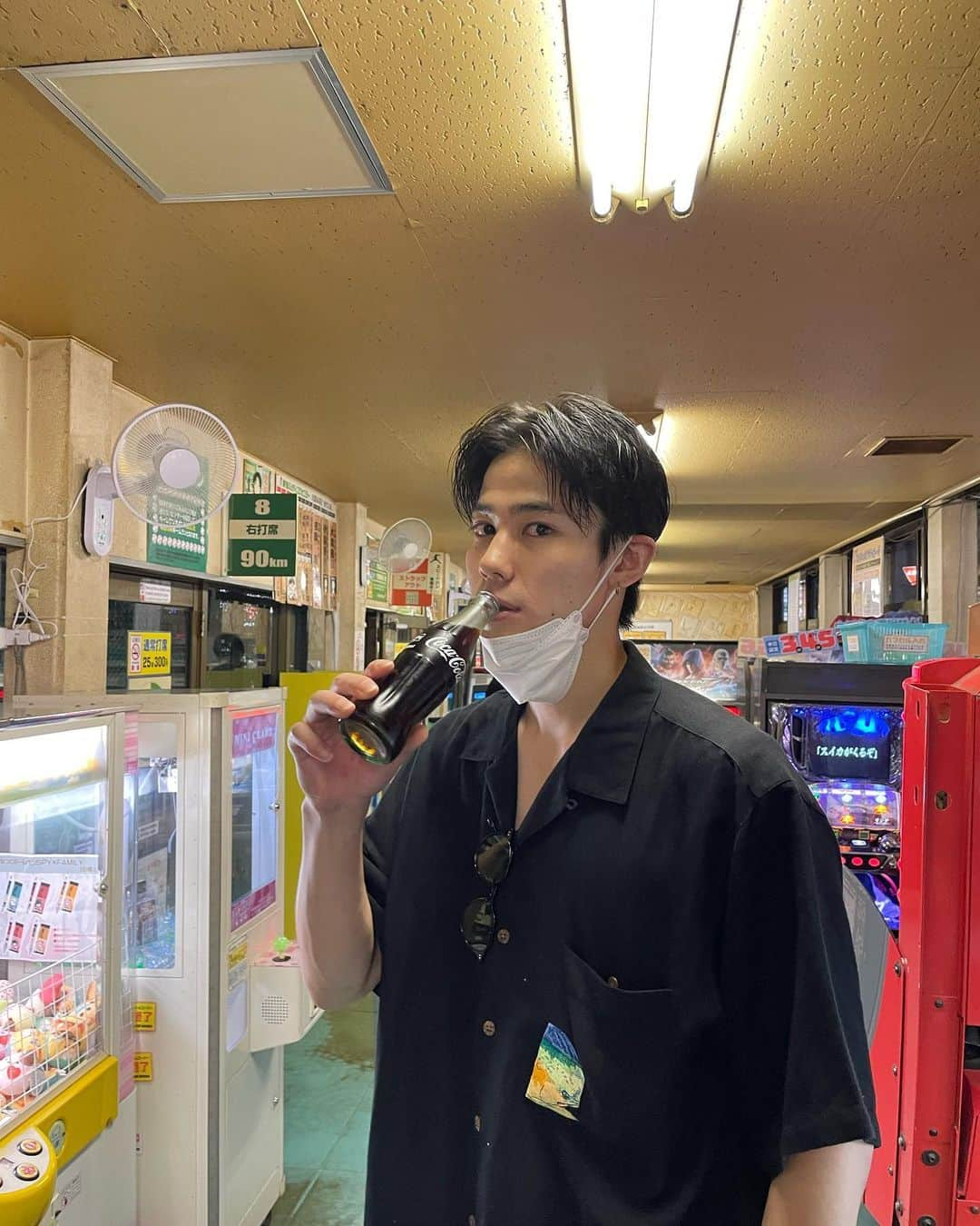 広瀬達也さんのインスタグラム写真 - (広瀬達也Instagram)「コーラとかいつぶりだろ！  久々にバッティングセンターで 遊んできた笑  #バッティングセンター #コーラ #鉄拳」9月8日 21時36分 - w_ta_tsu_ya_w