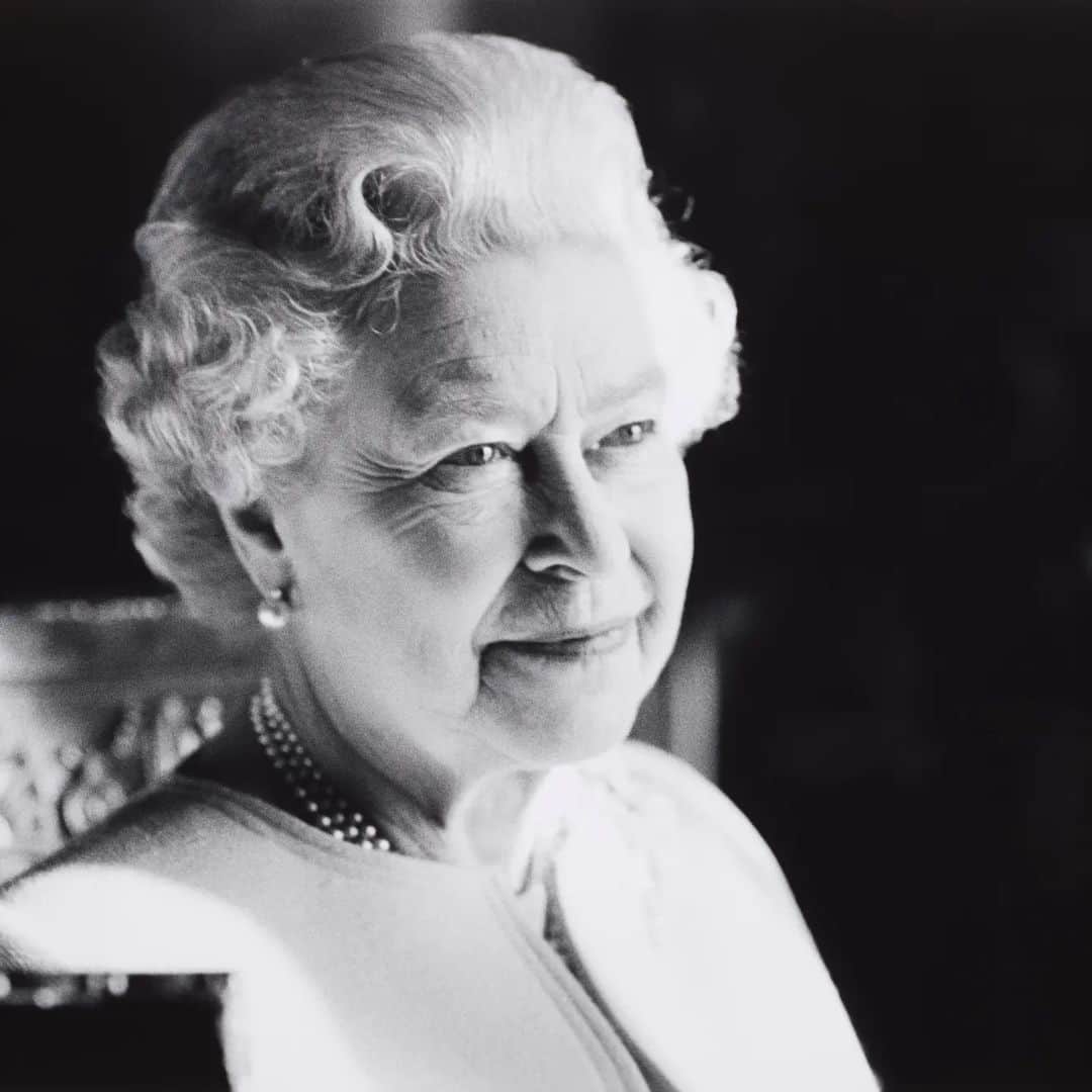 フィリップ・ネヴィルのインスタグラム：「R.I.P 🙏」