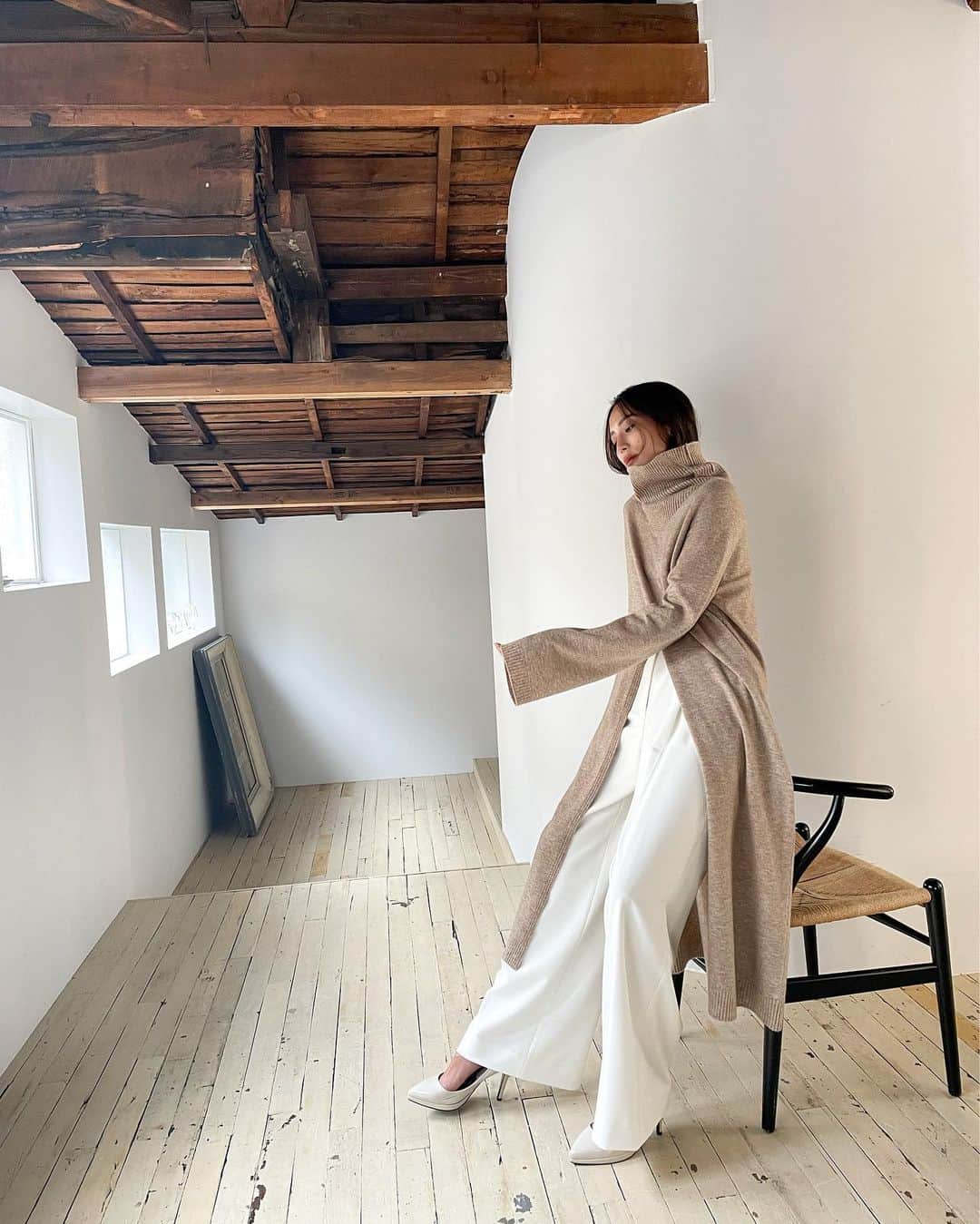 のインスタグラム：「この後19:00〜 9/13発売 ambient × keicaコラボのお洋服の お披露目+詳細Liveです🫶🏽  みなさまライブでお会いしましょ〜😊」