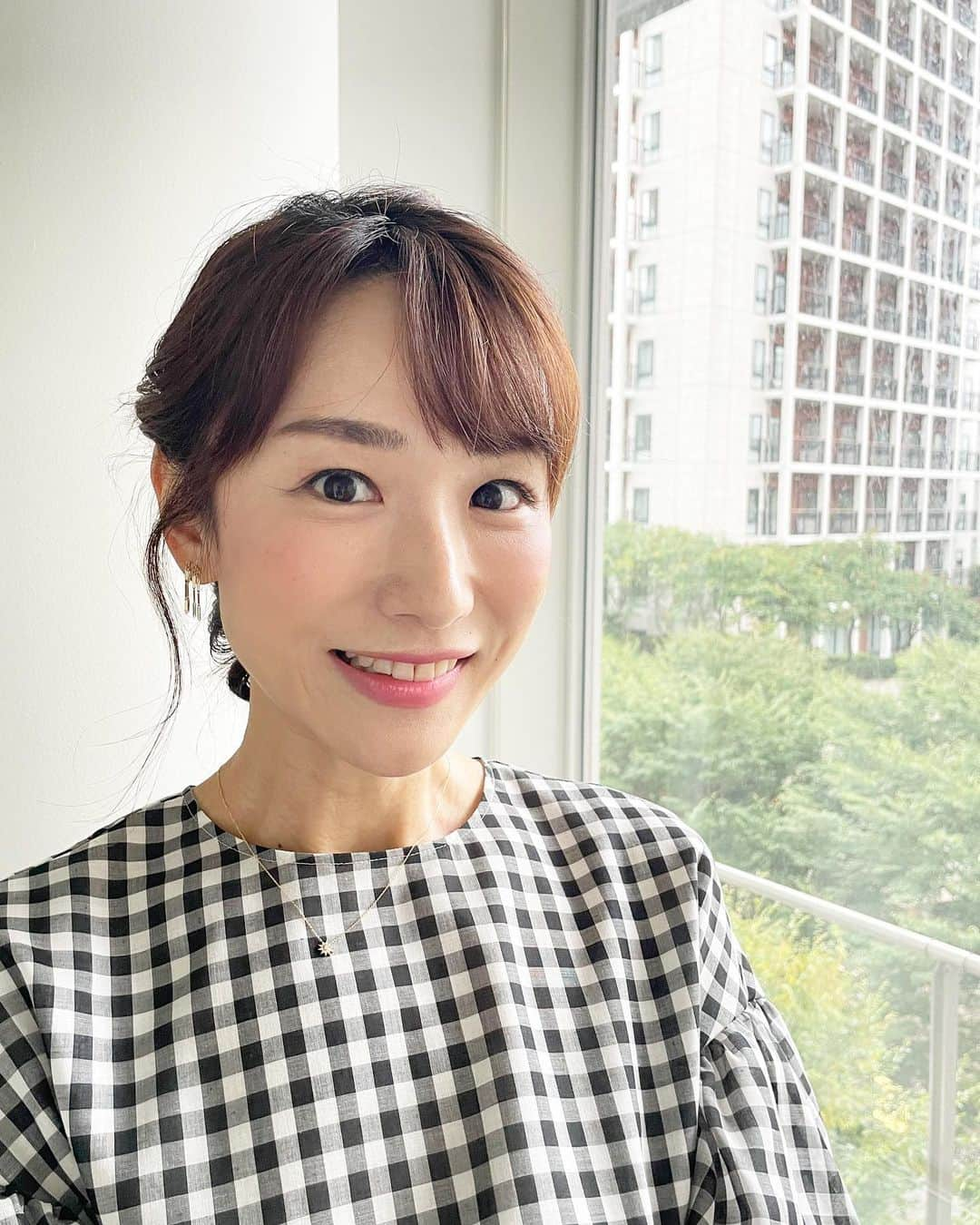 堂真理子さんのインスタグラム写真 - (堂真理子Instagram)「本日は、番組の構成上「ワイド！スクランブル」の出演はなかったのですが、変わらず元気ですよ☺️ 来週またよろしくお願いします✨  今週もお疲れ様でした🥰   #堂真理子 #テレビ朝日 #アナウンサー  #写真 は  #先週 の  #ワイドスクランブル  のです」9月9日 18時09分 - mariko_do