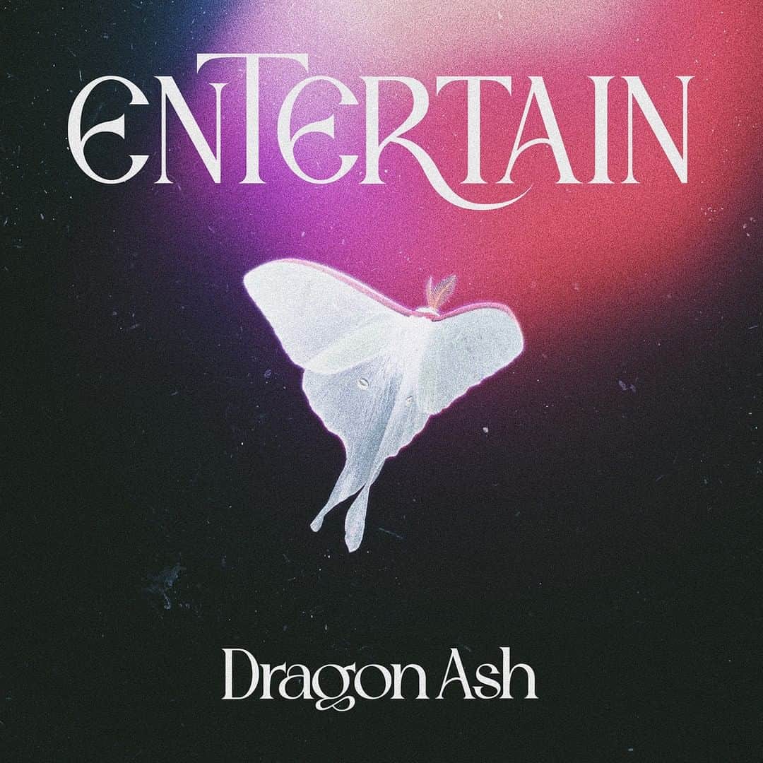 Dragon Ashさんのインスタグラム写真 - (Dragon AshInstagram)「Dragon Ashの25周年イヤー第2弾 デジタルシングル「Entertain」 本日（9月9日）配信開始🔥  配信URL：https://dragonash.lnk.to/Entertain  Music Video：https://youtu.be/zYrEwVEcu8Y  ツアー会場ではスペシャルパッケージを数量限定販売⚡️  #Entertain  #DragonAsh25th  @tsuyoshi_ptp  @kj_kenji_furuya  @m_sakurai_da  @bots_dragonash」9月9日 12時00分 - dragonash_official