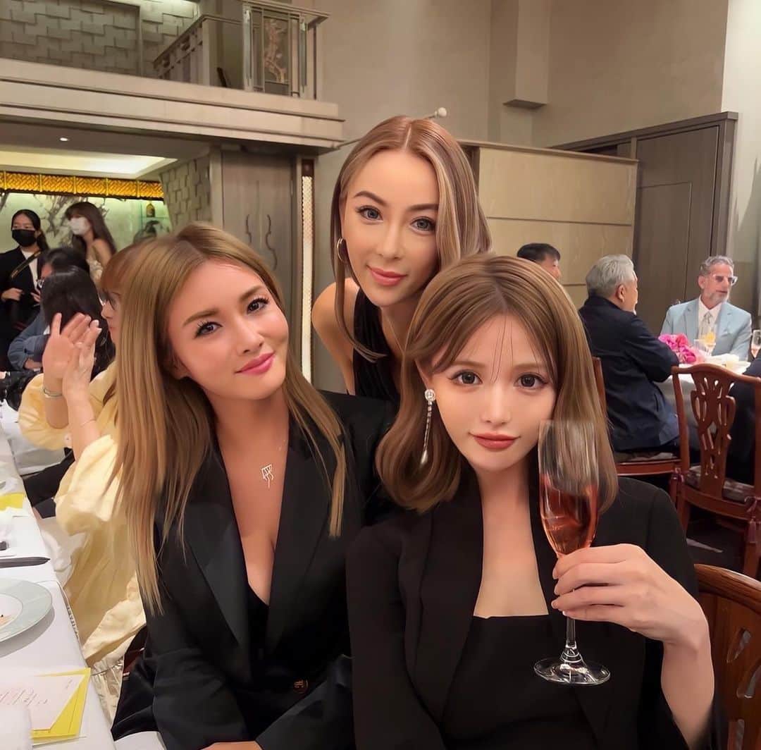 福王寺彩野のグルメインスタ