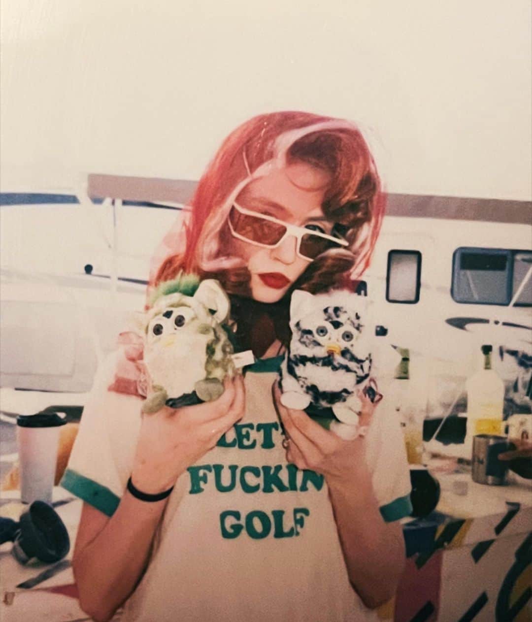 アリソン・ハーバードのインスタグラム：「I had such a magical time this week w some of my fav people + lots of new friends 😭💕🥂 #campy2k #goldenghouls」