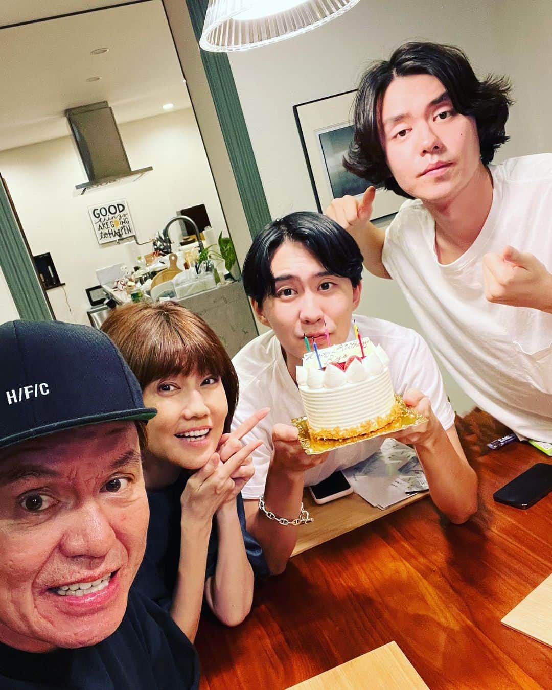 小園凌央のインスタグラム：「家族がお祝いしてくれました ありがとうございます感謝です  #誕生日」