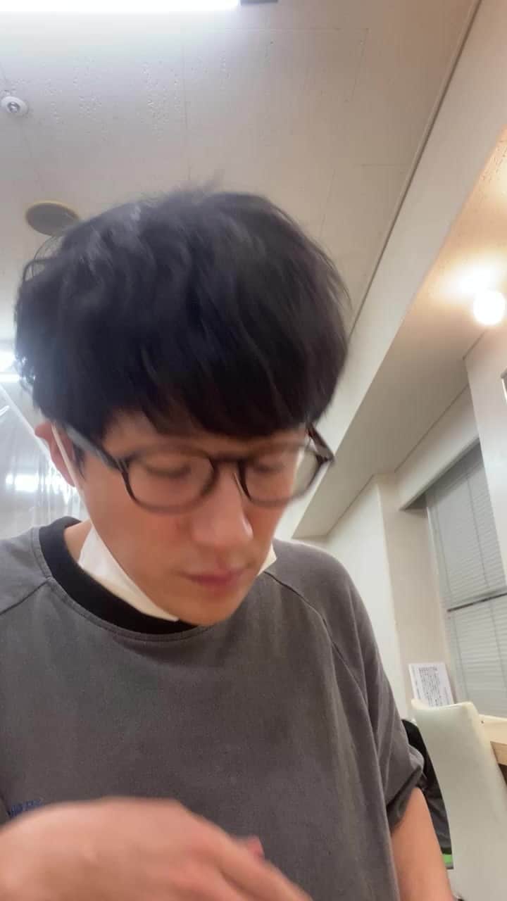 中村フーのインスタグラム：「9月16日21時開演よしもと漫才劇場にて「恩返しライブ」 ゲストに藤崎マーケットさんミルクボーイさんが来てくれます。 恩返しさせてください、よろしくお願いします」