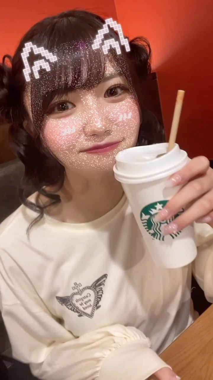 月愛きららのインスタグラム：「ライブ前にカフェ☺️  #starbucks #アイドル」