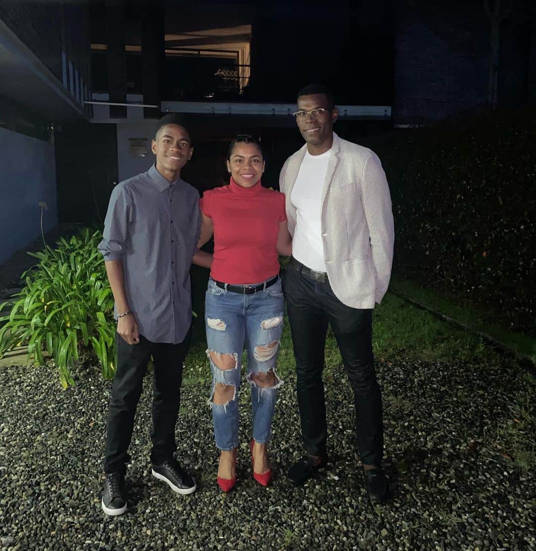 ダニルソン・コルドバのインスタグラム：「Love family ❤️❤️」