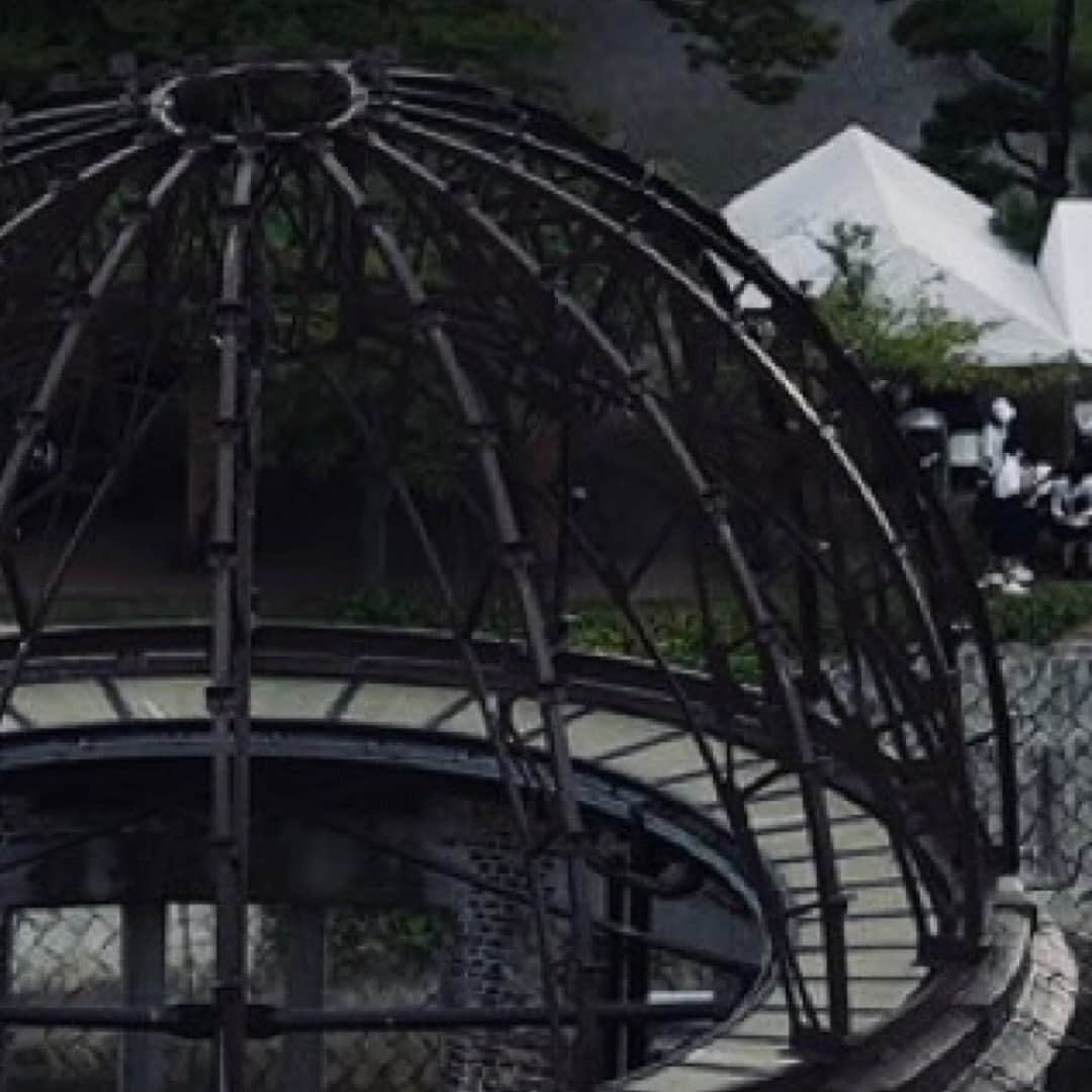 堀潤さんのインスタグラム写真 - (堀潤Instagram)「August 6, 1945. This cultural facility, a place for people to relax, was abandoned. The life of the people here. Smiles, music, conversation, smells, friendship, love, and peace. There were people here. They were erased by the atomic bomb. But the dome speaks. It continues to speak to us. #atomicbomb #hiroshima #atomicbombdome #nuclear #nuke #america #usa」9月10日 11時14分 - junhori79