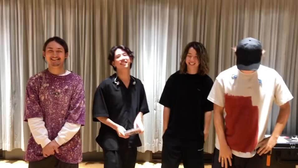 Taka のインスタグラム：「ワンオクより！！！！」