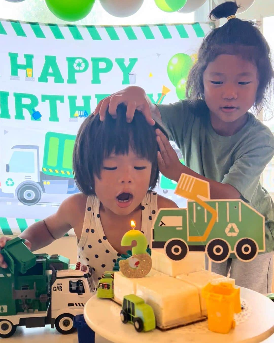 Jaeyoon Choiさんのインスタグラム写真 - (Jaeyoon ChoiInstagram)「둘째 아들 세번째 생일 🎂🎉❤️ (회사 생일이랑 비슷한데 회사 생일은 까먹었었음…😅)」9月11日 7時14分 - jaeyoonc