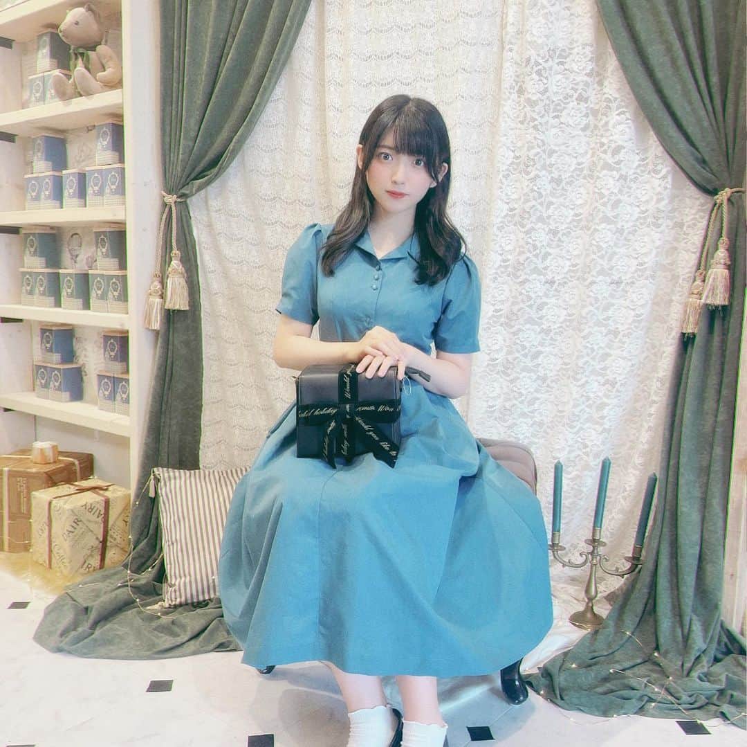 進藤あまねのインスタグラム：「𝟐𝟎𝟐𝟐 𝐖𝐢𝐧𝐭𝐞𝐫 𝐂𝐨𝐥𝐥𝐞𝐜𝐭𝐢𝐨𝐧  𝐄𝐱𝐡𝐢𝐛𝐢𝐭𝐢𝐨𝐧 に行ってきたよ✨  新作どれも本当に可愛くて今回も沢山予約しちゃいました( ´͈ ᵕ `͈ ) 秋のお洋服も届いたのでこれから沢山着るぞ〜！！ お花とっても綺麗⋆⸜🌷⸝‍⋆  #fint #ananotherangelus #ねすぐらむ」