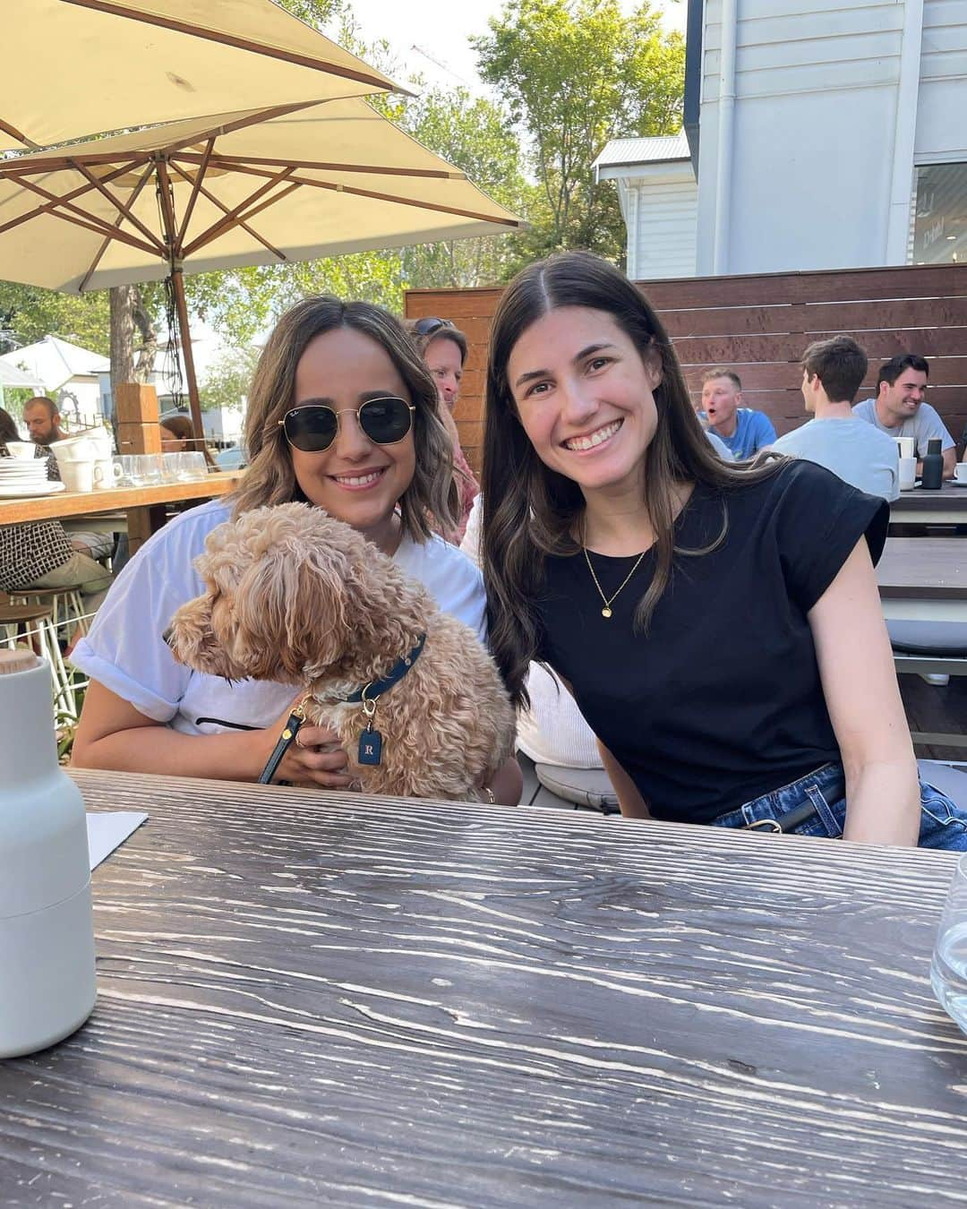 ダニエル・プリンスさんのインスタグラム写真 - (ダニエル・プリンスInstagram)「Brisbane ☕️💖🐶」9月11日 17時14分 - danniprince