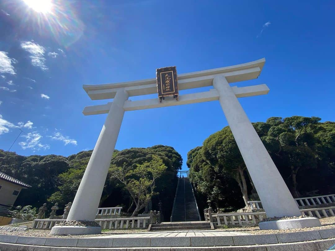 謝依旻さんのインスタグラム写真 - (謝依旻Instagram)「先日、初めて大洗神社に行ってきました⛩✨  とても素敵な場所で心がキレイに？なった気がします😊✨  神社の近くのお寿司🍣も最高に美味しかったです✨  来週から対局や仕事が忙しくなりそうですが、体調を気をつけながら頑張りたいと思います✨  #茨城　初上陸^ ^ #大洗神社 #大洗グルメ  #お寿司 #まぐろ浜ずくし」9月11日 17時41分 - igo_1116