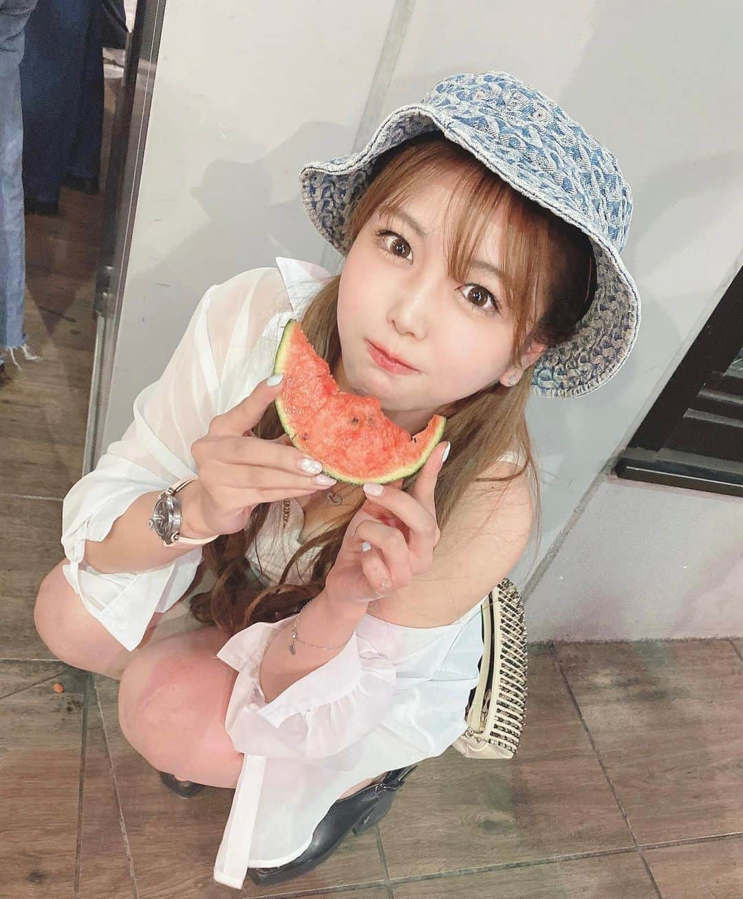 水瀬琴音さんのインスタグラム写真 - (水瀬琴音Instagram)「🍉🍉🍉 ・ スイカ🥰🍉 ・ ・ ・ #スイカ #夏 #夏コーデ  #バーベキュー #bbq #夏が終わる」9月11日 19時17分 - kotone_dayo___