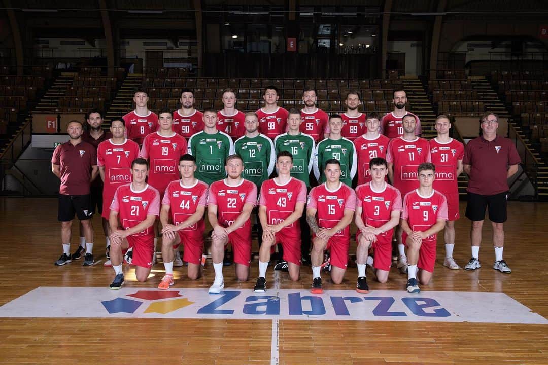 徳田廉之助のインスタグラム：「. 22/23 New season🤾‍♂️  #pgnigsuperliga  #hummel  #zabrze」