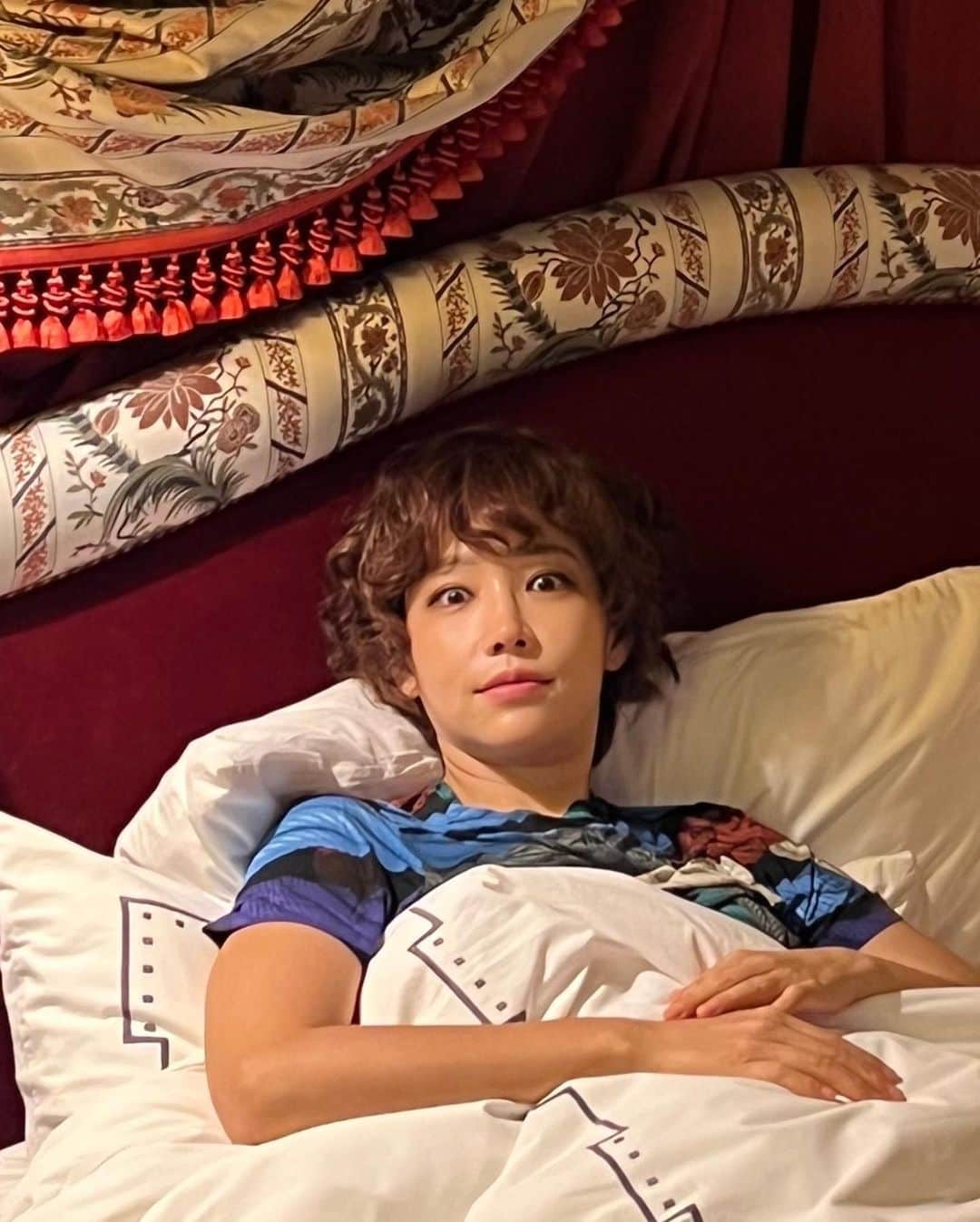 イ・ユリさんのインスタグラム写真 - (イ・ユリInstagram)「안녕 🤚  point  #이유리」9月11日 20時28分 - leeyuri007
