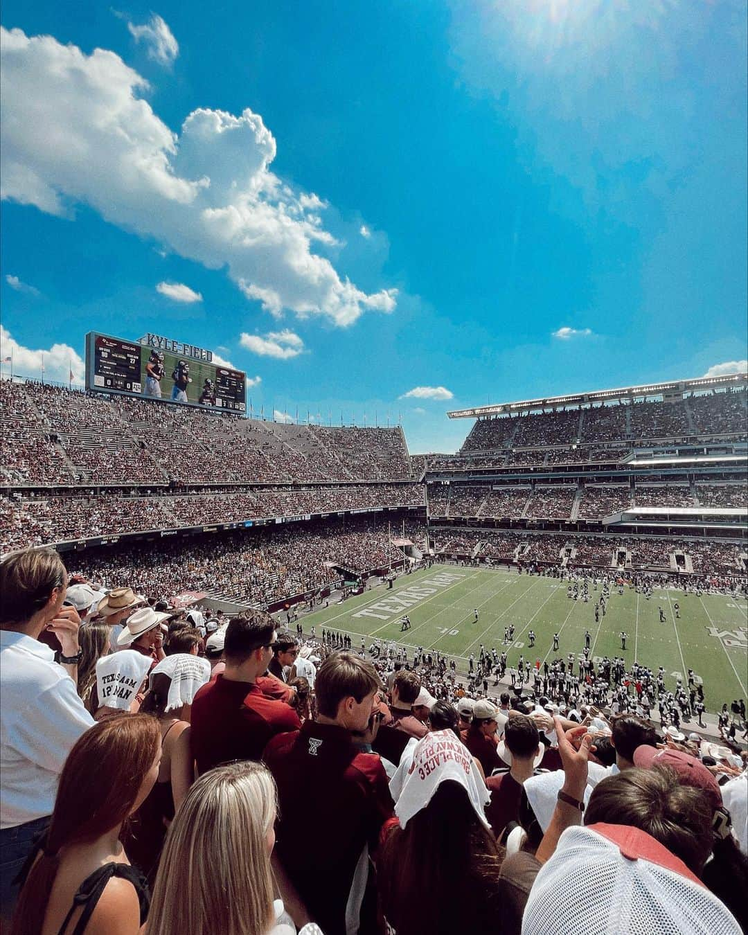 ベイリー・キーさんのインスタグラム写真 - (ベイリー・キーInstagram)「we love aggieland」9月12日 2時30分 - bailie.key